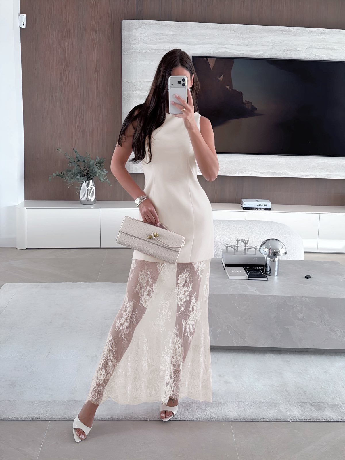 Φόρεμα μίνι με μάξι δαντέλα - Image 3